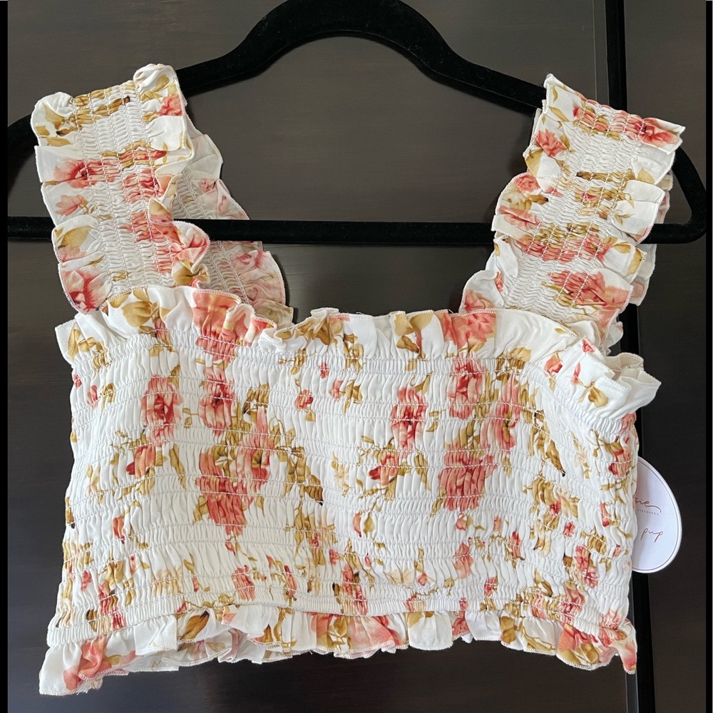 BNWT petal & pup Floral set